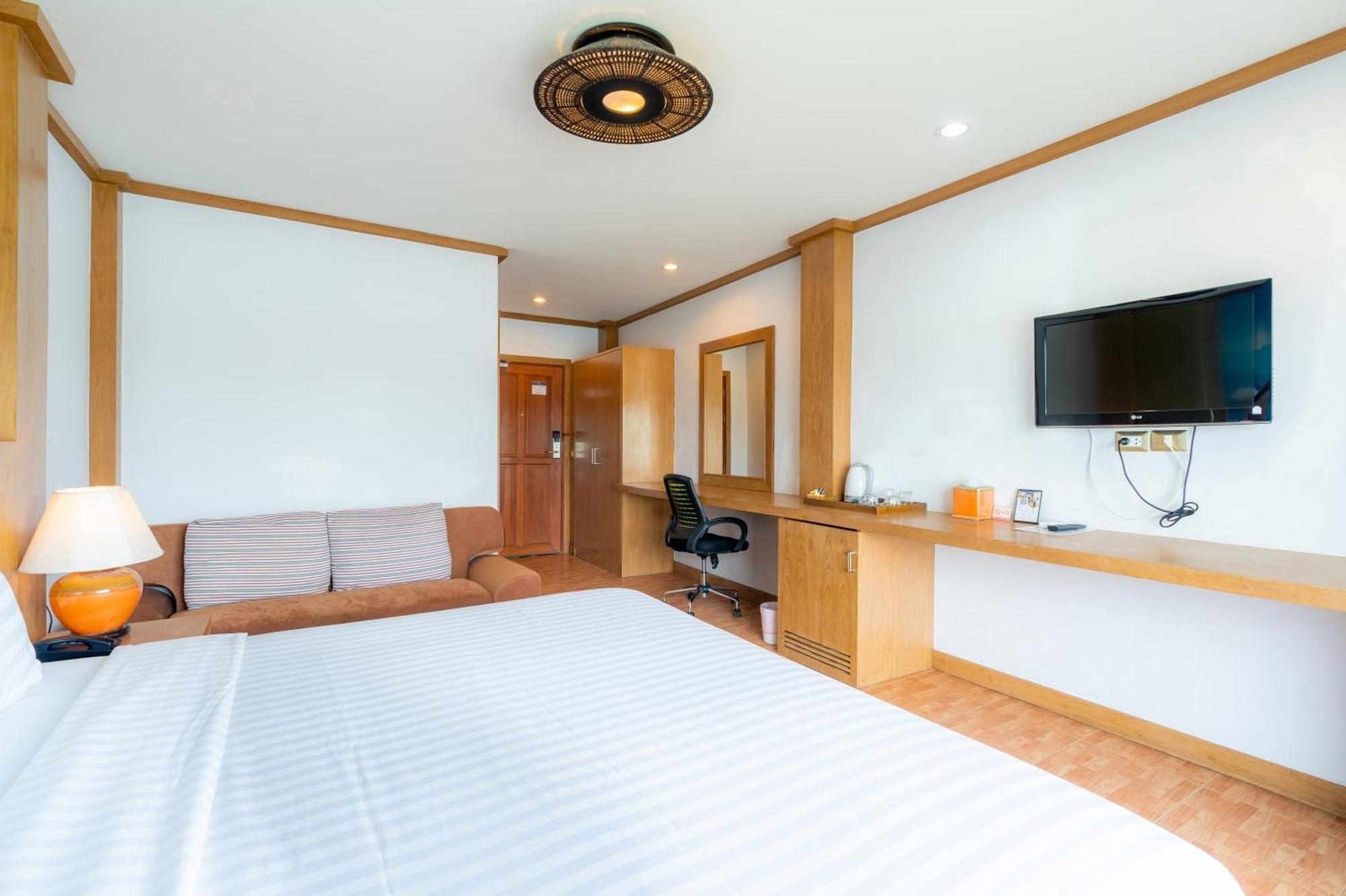 Chabana Resort Bang-Tao Beach Phuket- Sha Extra Plus Bang Tao Beach  Buitenkant foto